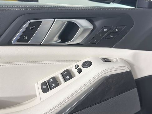 New 2026 BMW X5 xDrive50e w/ Executive Package AWD/4WD image 17