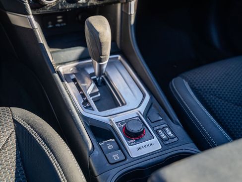 Used 2023 Subaru Forester Premium image 28