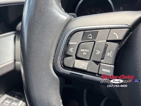 Used 2018 Jaguar XF Premium RWD image 26