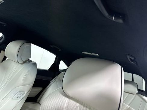 Used 2023 Genesis G80 image 12