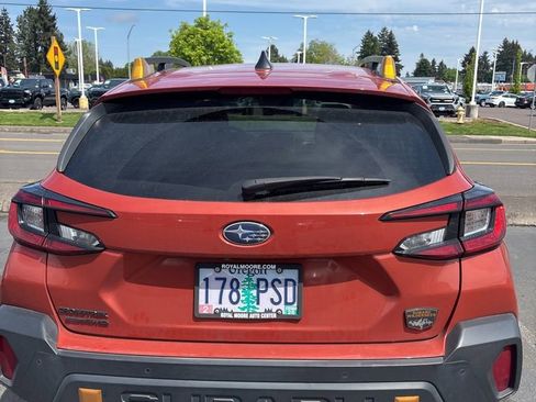 Used 2024 Subaru Crosstrek 2.5i Wilderness w/ Crosstrek Mirror Package AWD/4WD image 10