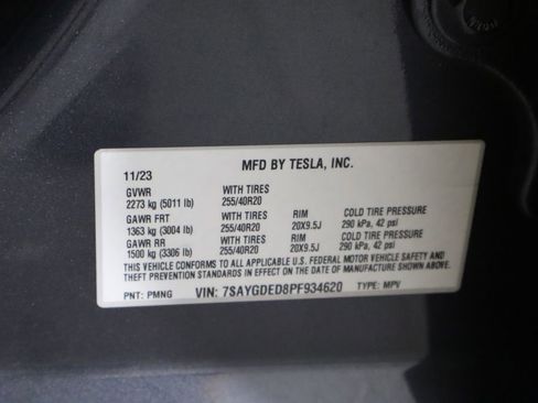Used 2023 Tesla Model Y 2WD image 43