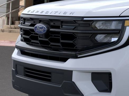New 2026 Ford Expedition Active RWD image 19