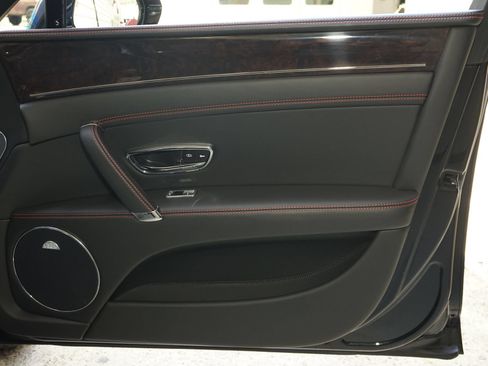 Used 2014 Bentley Flying Spur W12 AWD/4WD image 25