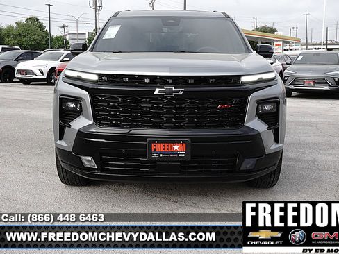 New 2026 Chevrolet Traverse RS w/ LPO, Floor Liner Package image 2