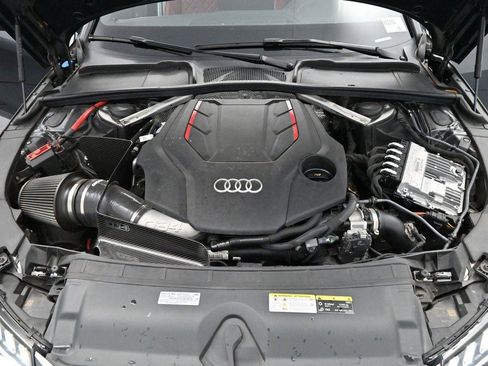 Used 2024 Audi S4 Premium Plus w/ Premium Plus Package AWD/4WD image 34