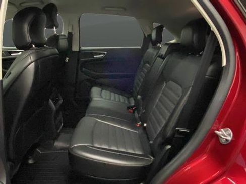 Used 2018 Ford Edge SEL w/ Equipment Group 201A image 21