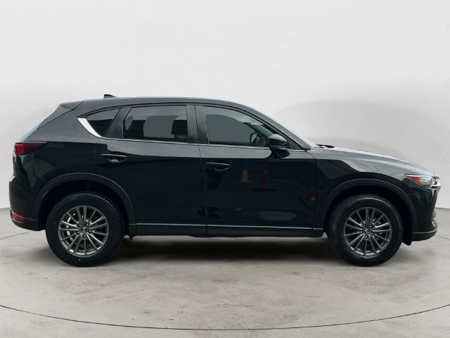 Used 2017 MAZDA CX-5 Sport AWD/4WD image 4