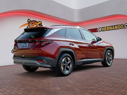 Used 2025 Hyundai Tucson SEL FWD image 6