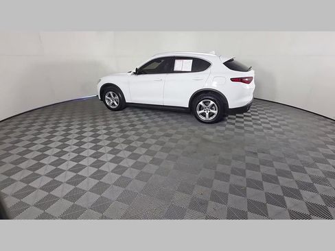 Used 2020 Alfa Romeo Stelvio image 47