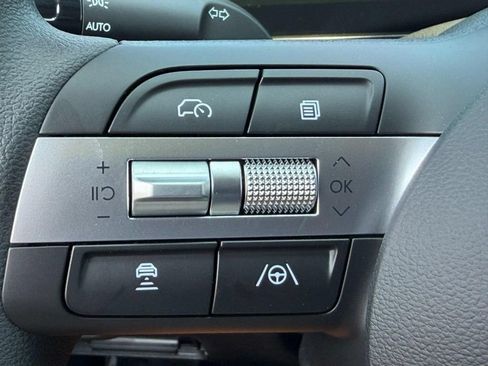 Used 2026 Hyundai Sonata SE FWD image 11