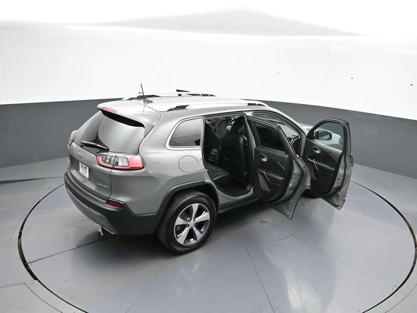 Used 2020 Jeep Cherokee Limited AWD/4WD image 45