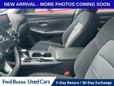 Used 2023 Nissan Sentra SR w/ Midnight Edition Package FWD image 11