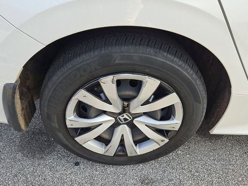 Used 2023 Honda Civic LX image 11