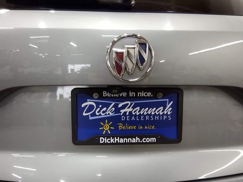 Used 2023 Buick Envision Essence image 16