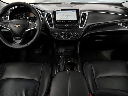 Used 2024 Chevrolet Malibu LT image 25