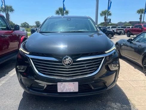 Used 2024 Buick Enclave Essence w/ Technology Package FWD image 7