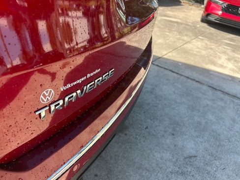 Used 2019 Chevrolet Traverse Premier w/ Driver Confidence II Package image 24