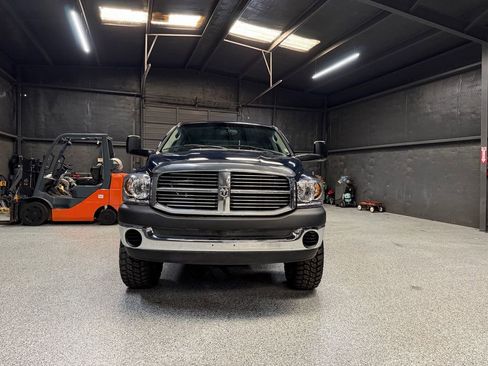 Used 2008 Dodge Ram 2500 Truck Laramie AWD/4WD image 2