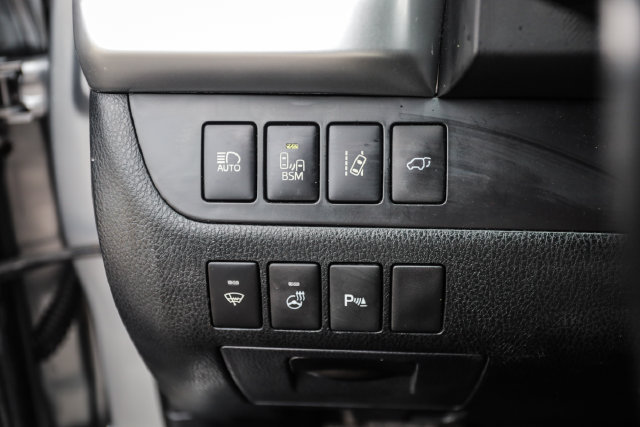 Used 2015 Toyota Highlander Limited Platinum AWD/4WD image 62