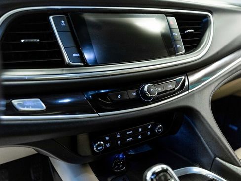 Used 2019 Buick Enclave Premium w/ Experience Buick Package image 12
