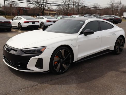 Used 2022 Audi RS e-tron GT w/ Carbon Performance Package image 1