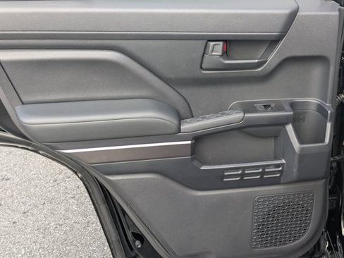 Used 2026 Toyota 4Runner SR5 RWD image 18