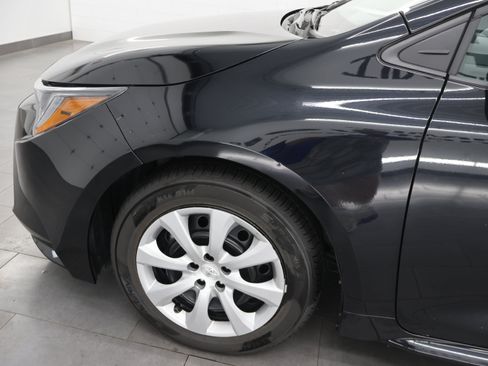 Used 2024 Toyota Corolla LE FWD image 29
