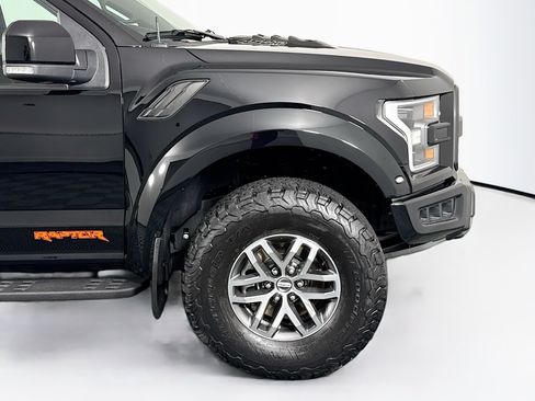 Used 2017 Ford F150 Raptor w/ Equipment Group 802A Luxury AWD/4WD image 41