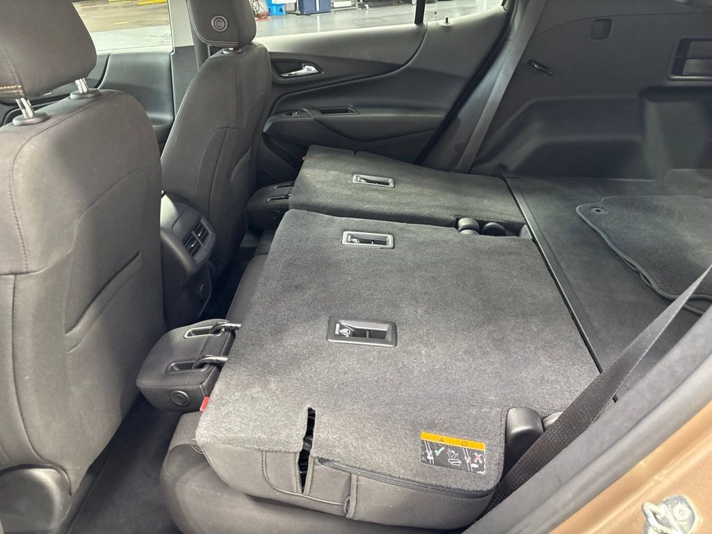Used 2018 Chevrolet Equinox LT AWD/4WD image 33
