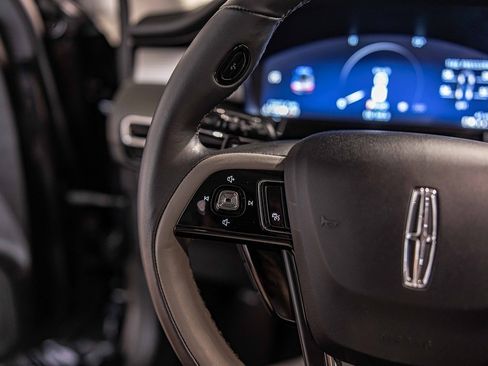 Used 2024 Lincoln Corsair Reserve w/ Jet Appearance Package image 22