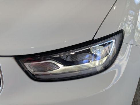 New 2026 Chrysler Pacifica Select image 10