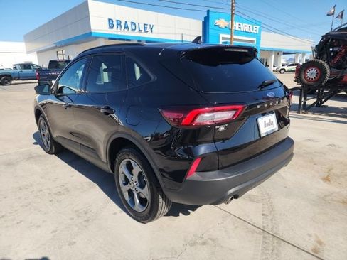 Used 2025 Ford Escape ST-Line AWD/4WD image 6