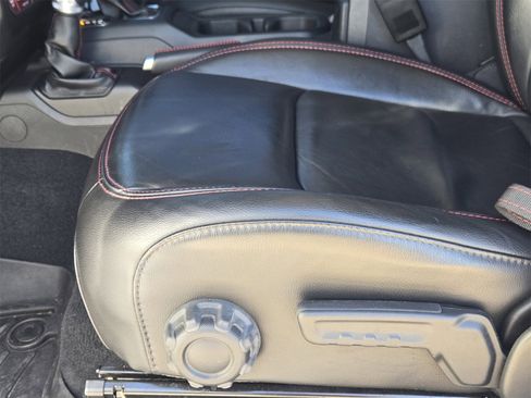 Used 2022 Jeep Wrangler Unlimited Rubicon w/ Steel Bumper Group image 23