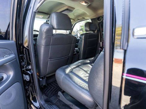 Used 2002 GMC Sierra 2500 4x4 Crew Cab HD w/ SLT Marketing Option Pkg image 36