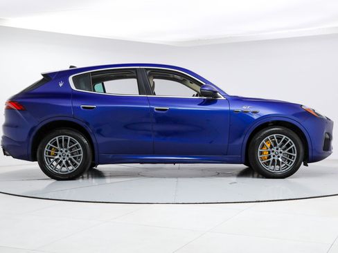 Used 2023 Maserati Grecale Modena AWD/4WD image 6