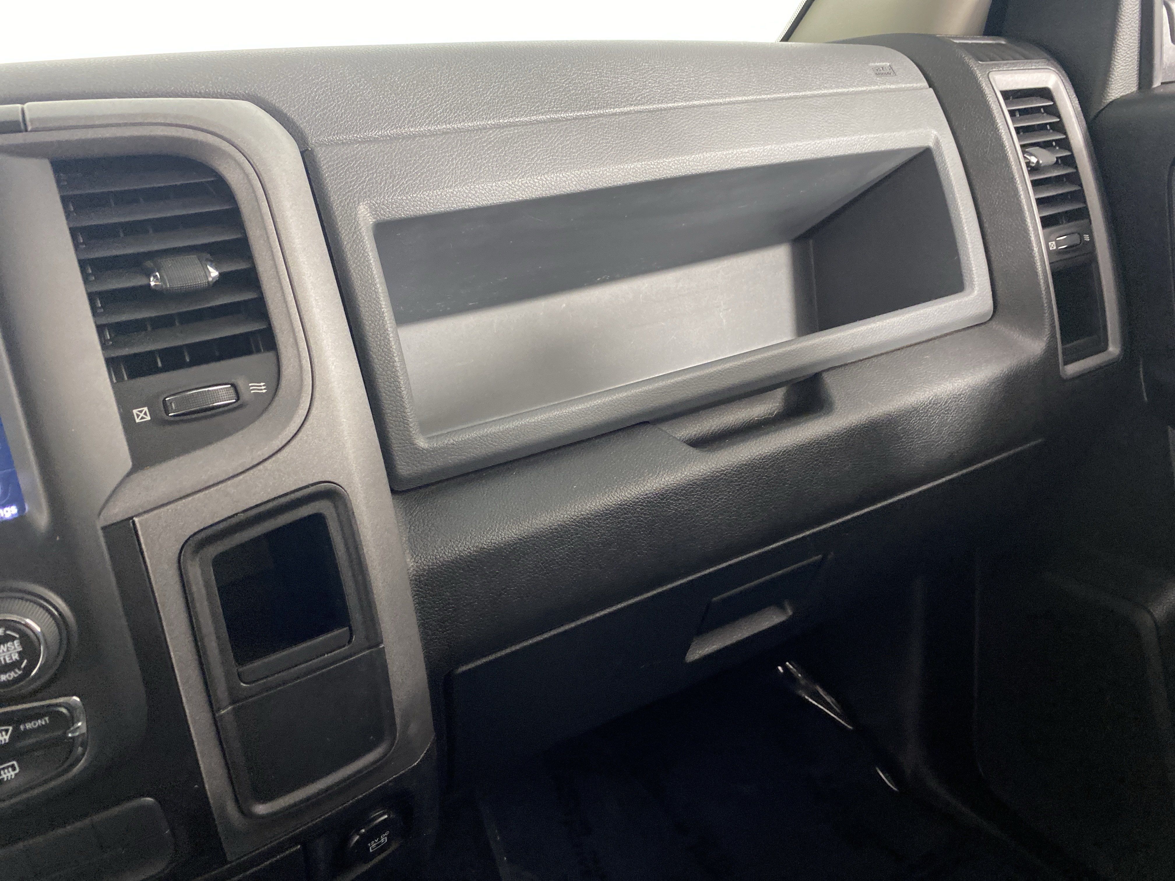 Used 2019 RAM 1500 Express w/ Express Value Package AWD/4WD image 26