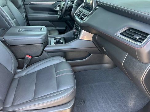 Used 2024 Chevrolet Tahoe RST w/ Luxury Package AWD/4WD image 16