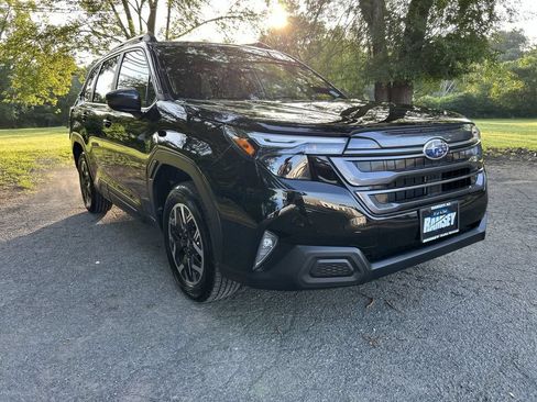 Certified 2026 Subaru Forester Premium AWD/4WD image 2