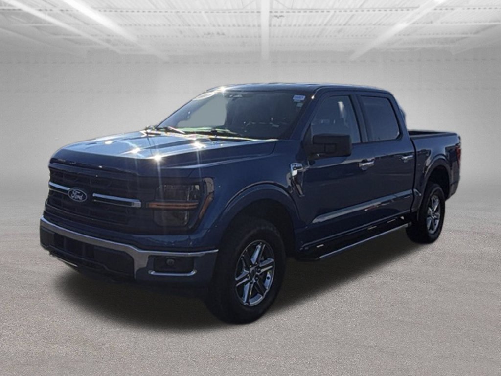 Used 2025 Ford F150 XLT w/ Equipment Group 301A Standard AWD/4WD image 4