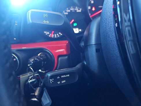 Used 2013 Porsche 911 Carrera image 19