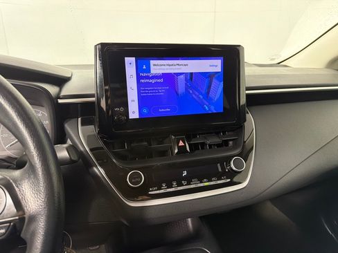 Used 2023 Toyota Corolla LE FWD image 15