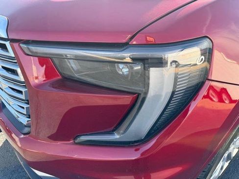 Used 2024 GMC Acadia Denali w/ Super Cruise Package image 14