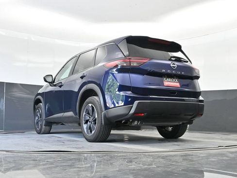 Used 2026 Nissan Rogue SV FWD image 60
