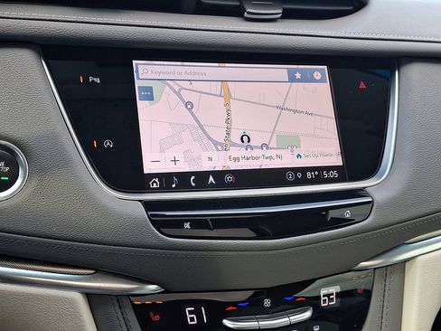 Used 2022 Cadillac XT5 Premium Luxury FWD image 17
