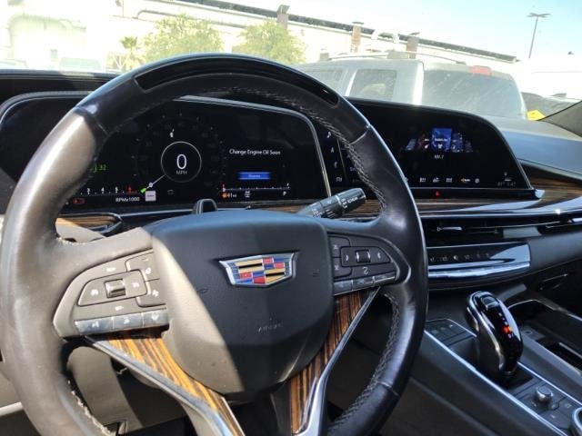 Used 2023 Cadillac Escalade ESV Premium Luxury AWD/4WD image 7