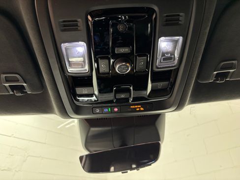 Used 2025 Cadillac Escalade Sport Platinum w/ LPO, ONYX Package AWD/4WD image 12