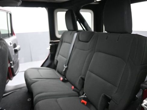 Used 2021 Jeep Wrangler Unlimited Sport AWD/4WD image 17