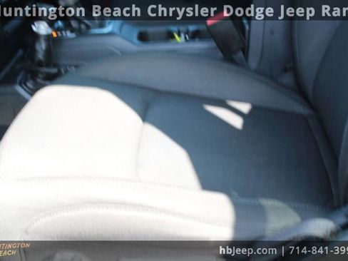 Used 2023 Jeep Wrangler Unlimited image 34