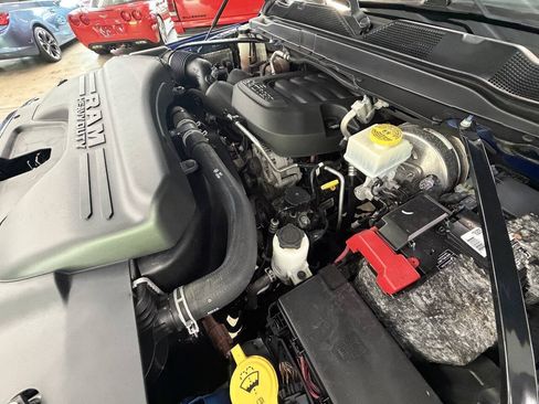 Used 2019 RAM 2500 Laramie AWD/4WD image 10